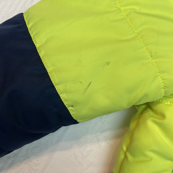 OSHKOSH puffy coat - Picture 3 of 6